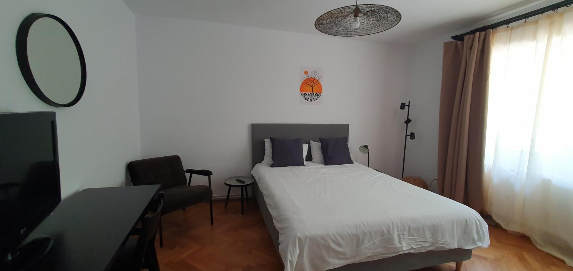 The Pines Serviced Apartments Брашов Екстериор снимка